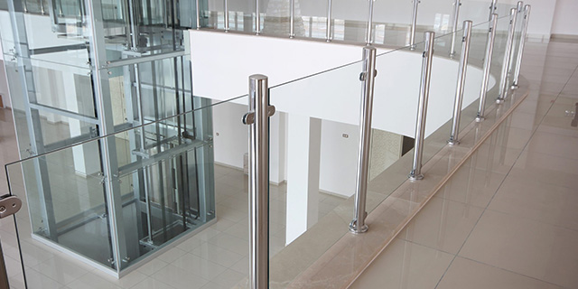 ><p>Step-by-Step DIY vs. Professional Installation of stair railing glass</p>